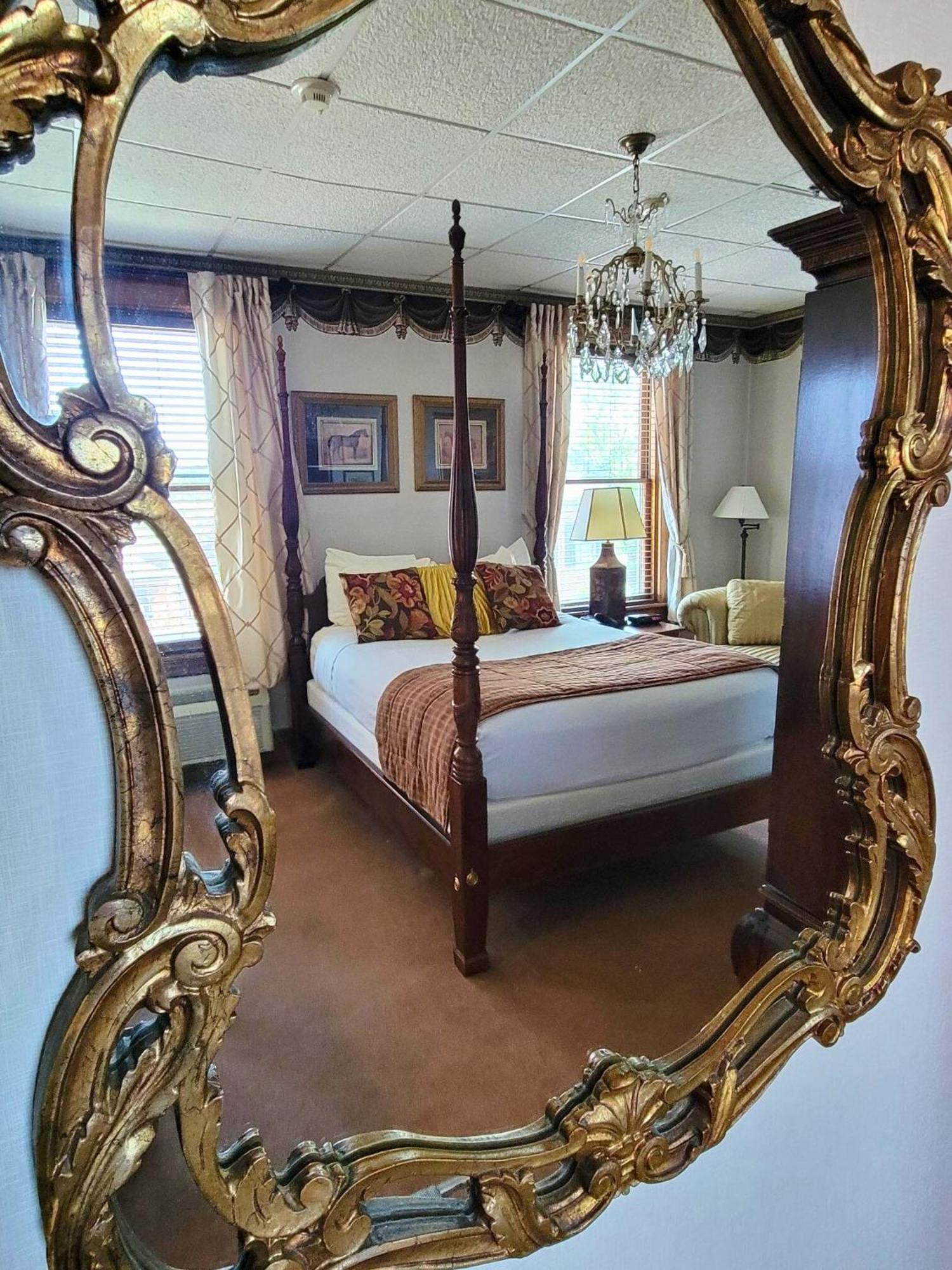 Altland House Inn & Suites Abbottstown المظهر الخارجي الصورة